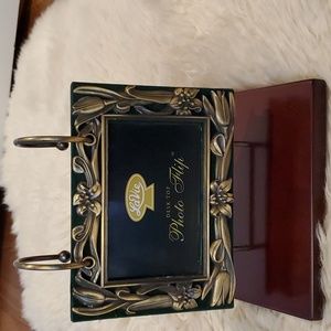 NWOT Lavie Desk Top Photo Flip xFrame Front  4" X 6"
